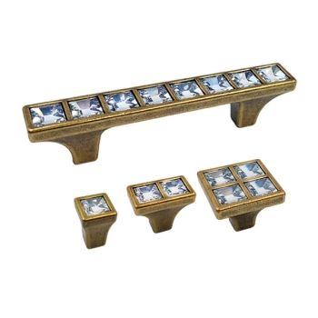 GAŁKA SWAROVSKI DO MEBLI ELITE 24200Z01500.07