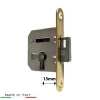 ZAMEK Meblowy na Klucz WPUSZCZANY - 15 mm - Czoło MOSIĄDZ 68x12 - LEWY